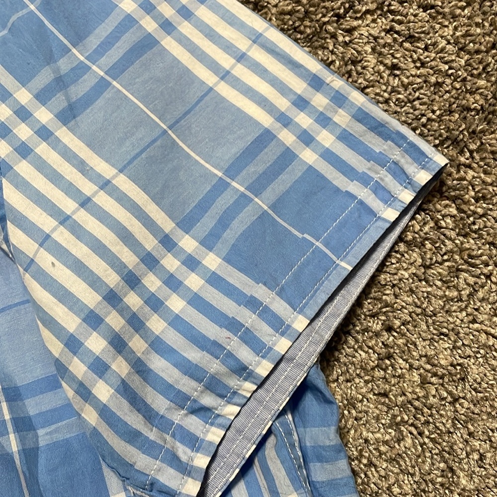 Tommy Hilfiger short sleeve dress shirt Men Large Blue/white W/pocket‎ logo NWOT - Picture 5 of 5